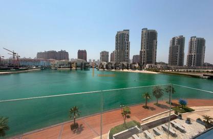 Apartment - 1 Bedroom - 2 Bathrooms for rent in Crystal Residence - Gewan Island - The Pearl Island - Doha Apartment - 1 Bedroom - 2 Bathrooms for rent in Crystal Residence - Gewan Island - The Pearl Island - Doha