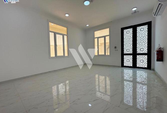 61673289 - Property Image 2