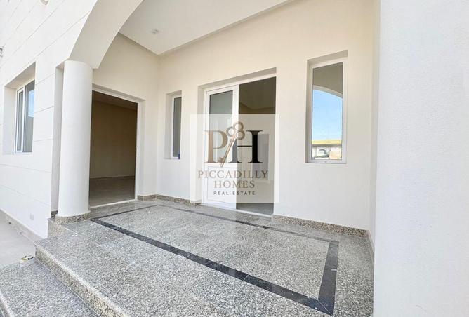 1009435 - Property Image 3