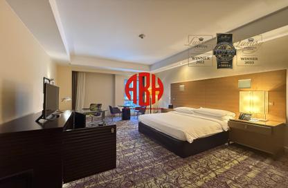 Apartment - Studio - 1 Bathroom for rent in West Bay Tower - West Bay - West Bay - Doha