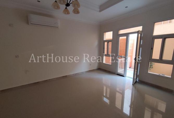 1019932 - Property Image 2