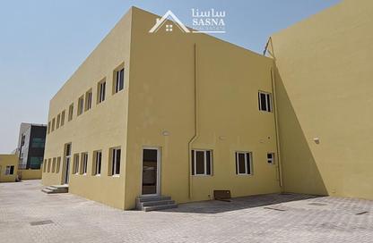 Warehouse - Studio - 4 for rent in Birkat Al Awamer - Al Wakra