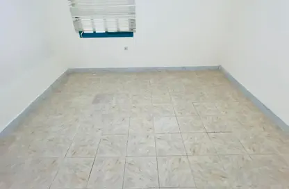 Apartment - 1 Bedroom - 1 Bathroom for rent in Umm Ghuwalina - Umm Ghuwailina - Doha