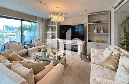 Apartment - 4 Bedrooms - 4 Bathrooms for rent in Hilton Doha The Pearl Residences - Abraj Quartiers - The Pearl Island - Doha