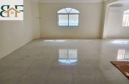Apartment - 3 Bedrooms - 3 Bathrooms for rent in Al Mansoura - Al Mansoura - Doha