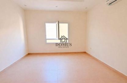Apartment - 3 Bedrooms - 3 Bathrooms for rent in Al Nasr Street - Al Nasr - Doha