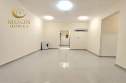 Apartment - 2 Bedrooms - 2 Bathrooms for rent in Al Muntazah Street - Al Muntazah - Doha