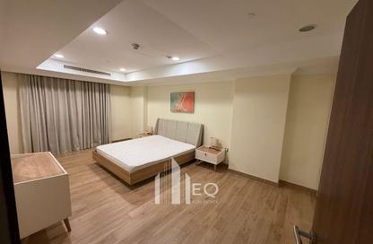 Apartment - 1 Bedroom - 2 Bathrooms for rent in West Porto Drive - Porto Arabia - The Pearl Island - Doha