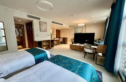 شقة - 2 غرف نوم - 3 حمامات للايجار في البلاج الغربي - البلاج - جزيرة اللؤلؤة - الدوحة