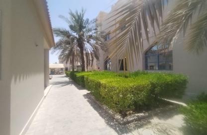 Villa - 3 Bedrooms - 3 Bathrooms for rent in Mamoura 18 - Al Maamoura - Doha