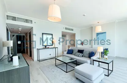 Apartment - 1 Bedroom - 2 Bathrooms for rent in Al Shatt Street - West Bay - Doha Apartment - 1 Bedroom - 2 Bathrooms for rent in Al Shatt Street - West Bay - Doha