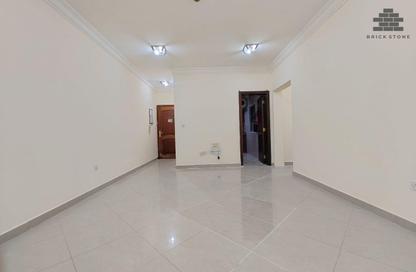 Apartment - 2 Bedrooms - 2 Bathrooms for rent in Muntazah 13 - Al Muntazah - Doha