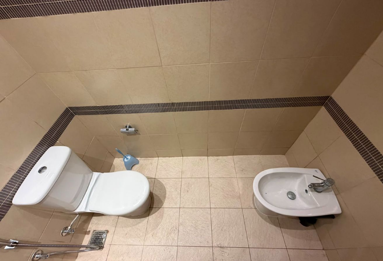 One BHK|With Balcony| Semi Furnished thumbnail 9