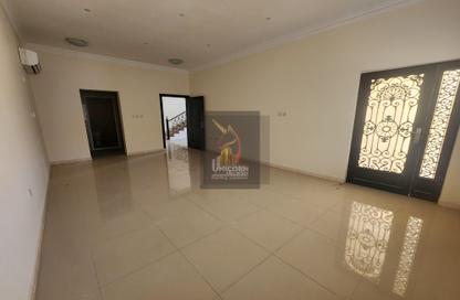 Staff Accommodation - Studio - 6 Bathrooms for rent in Al Markhiya Street - Al Markhiya - Doha