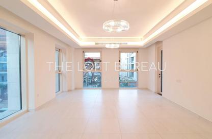 Apartment - 1 Bedroom - 2 Bathrooms for sale in Crystal Residence - Gewan Island - The Pearl Island - Doha