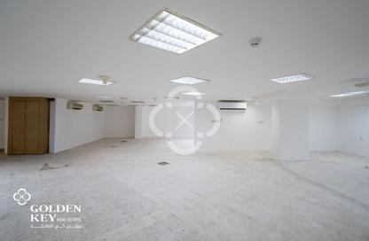 Whole Building - Studio for rent in Bin Omran - Fereej Bin Omran - Doha