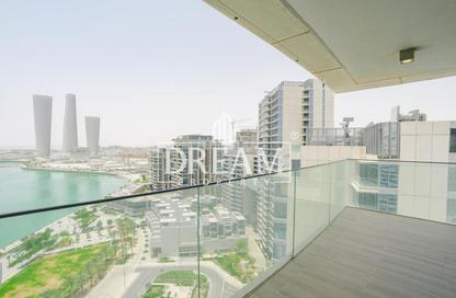 Apartment - 1 Bedroom - 2 Bathrooms for sale in Lusail Residence - Marina District - Lusail