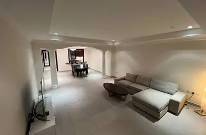 Townhouse - 2 Bedrooms - 3 Bathrooms for rent in Porto Arabia Townhouses - Porto Arabia - The Pearl Island - Doha