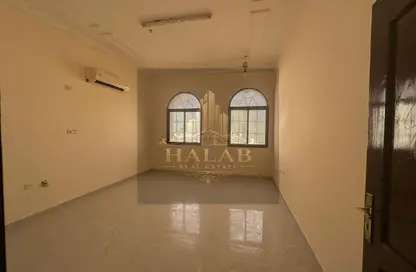Apartment - 1 Bedroom - 1 Bathroom for rent in Izghawa - Izghawa - Doha