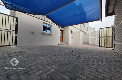 Villa - 4 Bedrooms - 6 Bathrooms for rent in Umm Al Seneem Street - Ain Khaled - Doha
