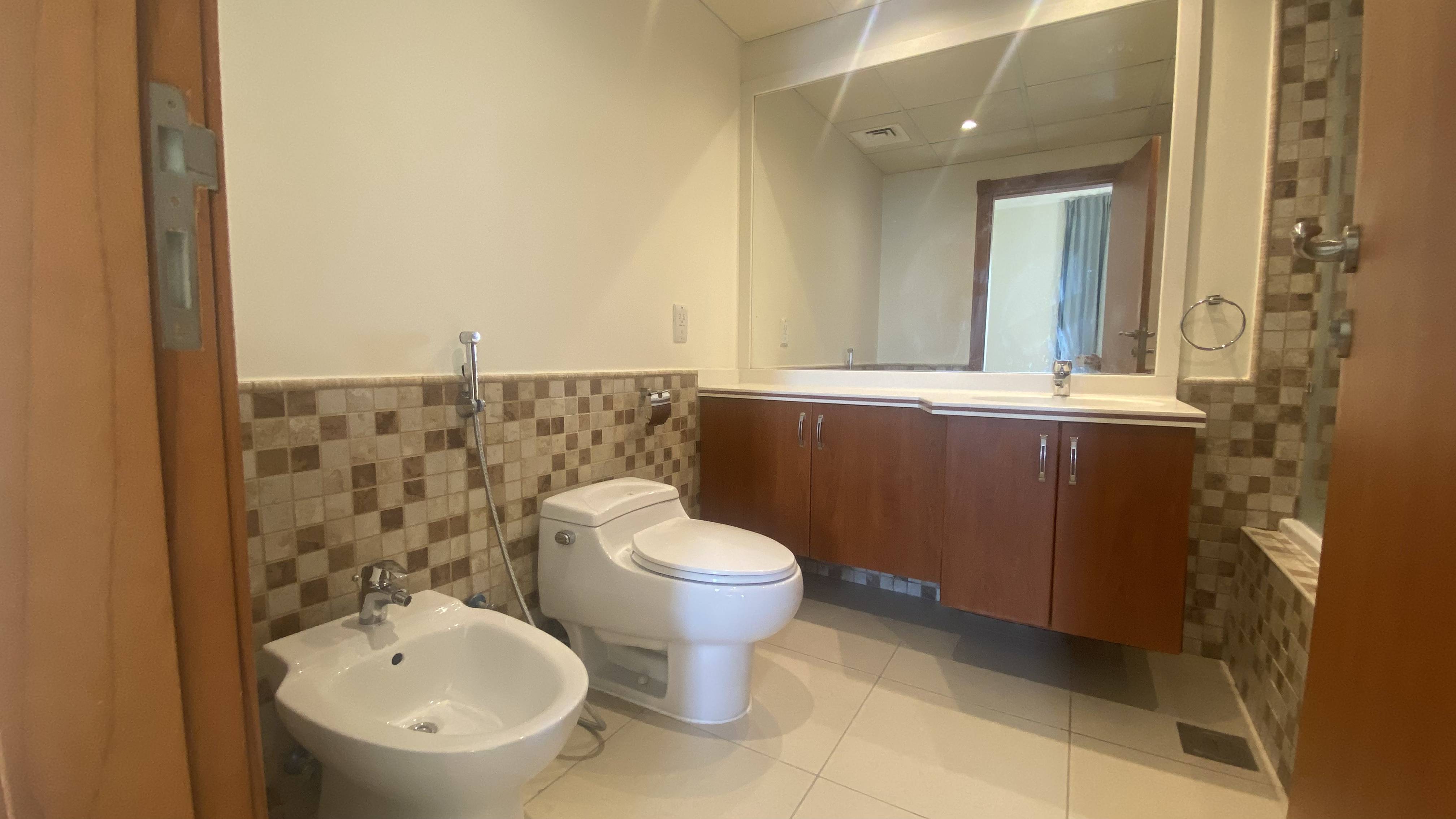 FULLY FURNISHED 1 BEDROOM | HIGH FLOOR & SEA VIEW thumbnail 12