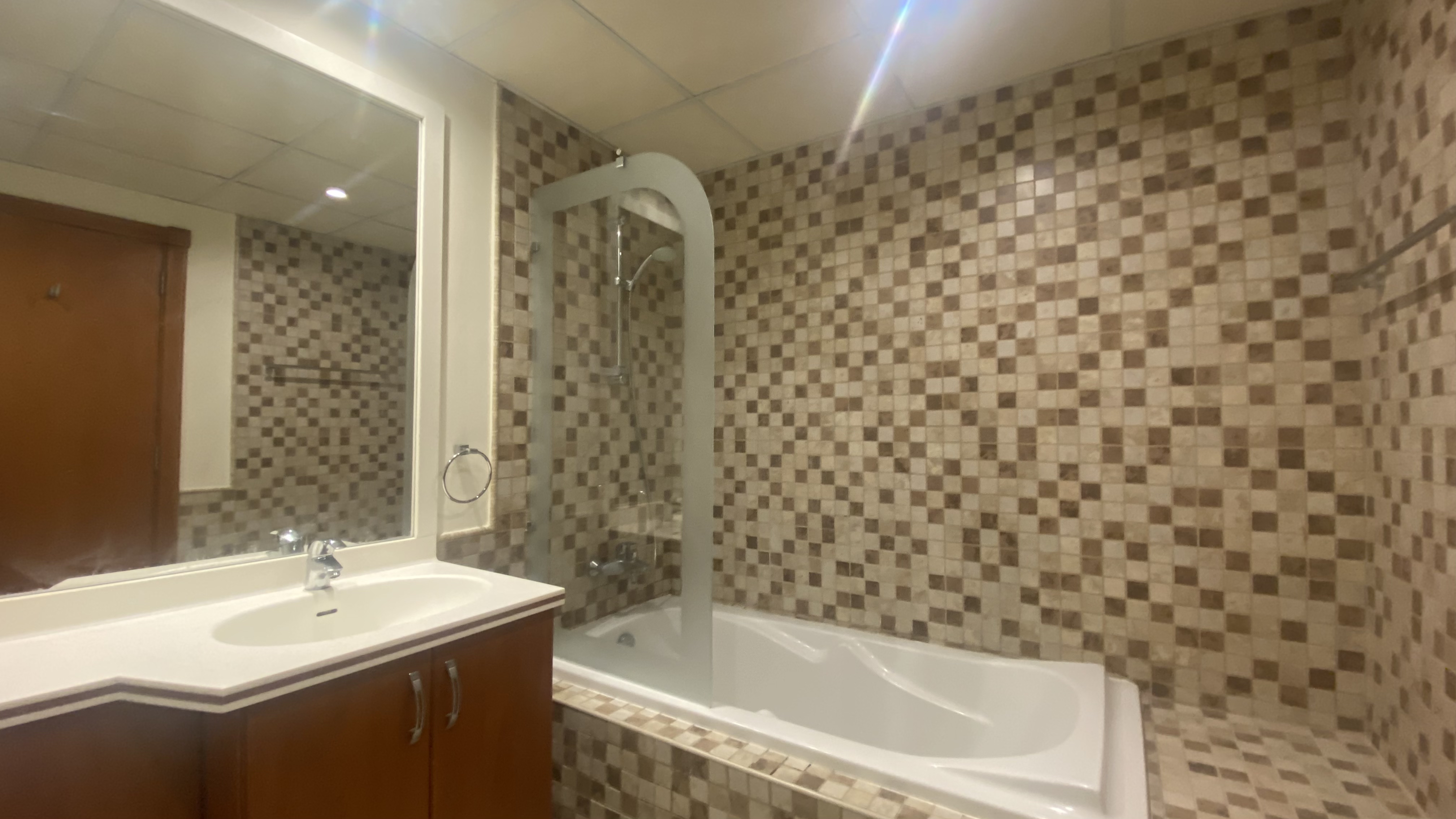 FULLY FURNISHED 1 BEDROOM | HIGH FLOOR & SEA VIEW thumbnail 10
