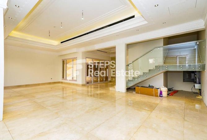 53282989 - Property Image 3