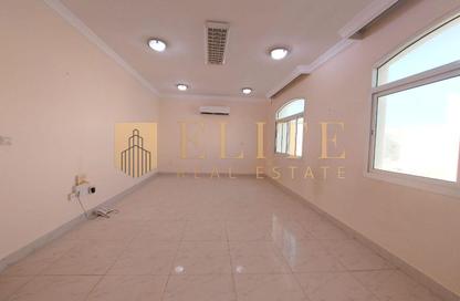 Apartment - 2 Bedrooms - 2 Bathrooms for rent in Souk Al gharaffa - Al Gharrafa - Doha