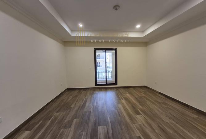 52546215 - Property Image 2