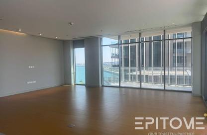 Apartment - 1 Bedroom - 2 Bathrooms for sale in Seef Lusail Tower 1 - Seef Lusail - Lusail City - Lusail Apartment - 1 Bedroom - 2 Bathrooms for sale in Seef Lusail Tower 1 - Seef Lusail - Lusail City - Lusail