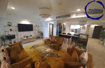 Apartment - 1 Bedroom - 2 Bathrooms for sale in Viva West - Viva Bahriyah - The Pearl Island - Doha