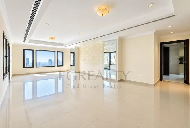 62803781 - Property Image 3