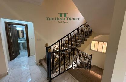 Villa - 5 - 5 for rent in Al Gharrafa - Doha