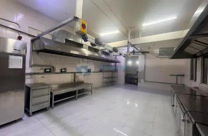 Retail - Studio - 2 Bathrooms for rent in Al Hadara Street - Al Thumama - Doha