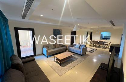 Apartment - 1 Bedroom - 2 Bathrooms for rent in Porto Arabia - The Pearl Island - Doha