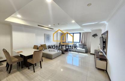 Apartment - 2 Bedrooms - 2 Bathrooms for rent in West Porto Drive - Porto Arabia - The Pearl Island - Doha