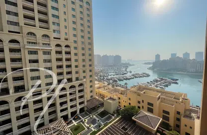 Apartment - Studio - 1 Bathroom for rent in Tower 19 - Porto Arabia - The Pearl Island - Doha