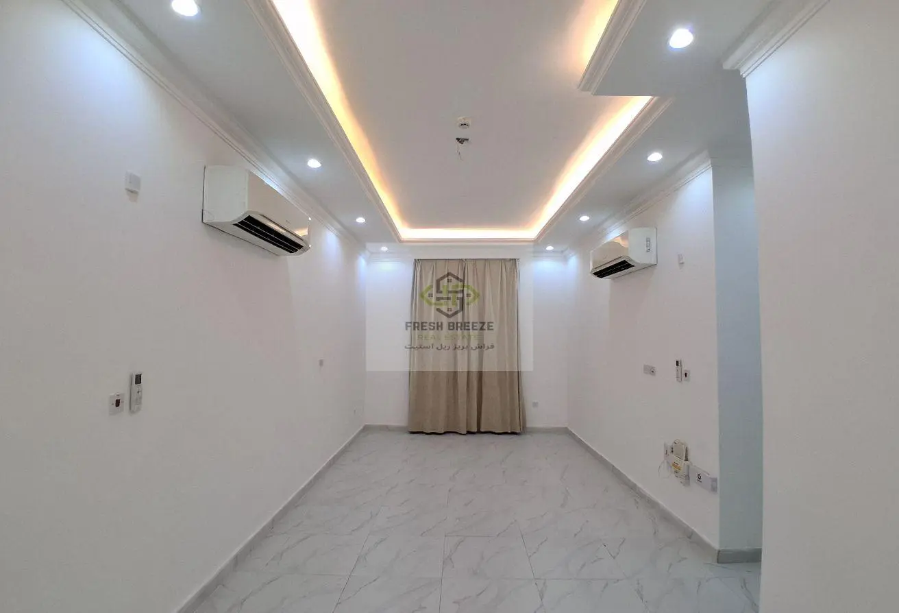 62351837 - Property Main Image