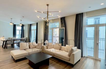 Apartment - 2 Bedrooms - 4 Bathrooms for rent in Floresta Gardens - Floresta Gardens - The Pearl Island - Doha