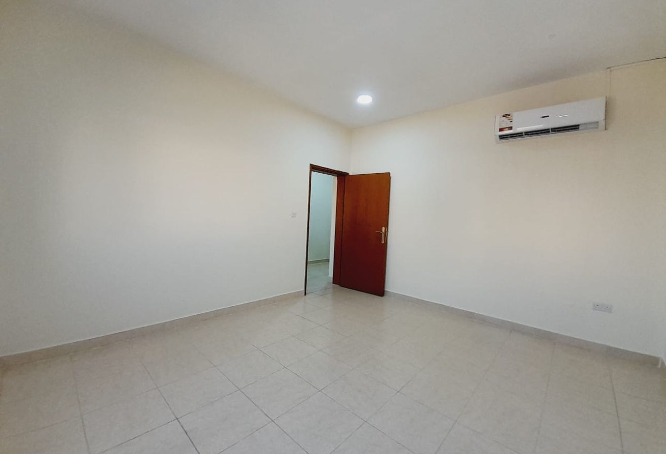 SPACIOUS 2 BEDROOMS APARTMENT | LIMITED UNIT ONLY - apartment in Al Azizia Street