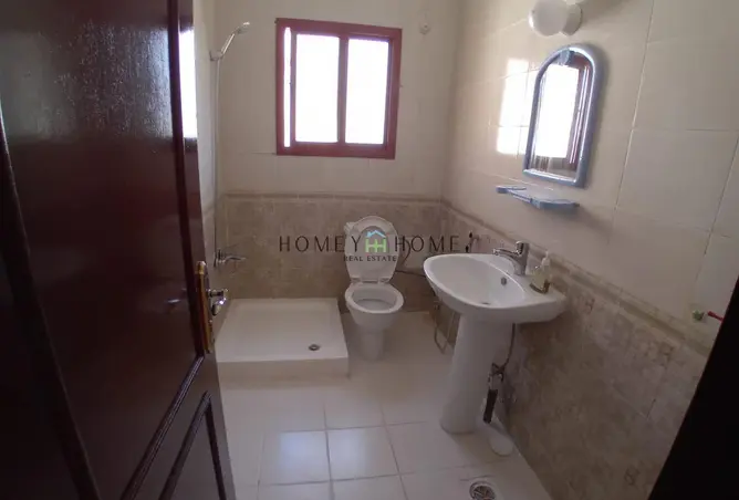 975007 - Property Image 2