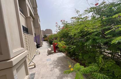 Duplex - 2 Bedrooms - 3 Bathrooms for rent in Abraj Bay - Abraj Quartiers - The Pearl Island - Doha