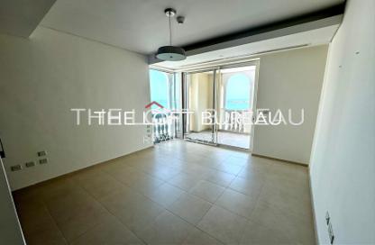 Apartment - 1 Bedroom - 2 Bathrooms for rent in Viva West - Viva Bahriyah - The Pearl Island - Doha