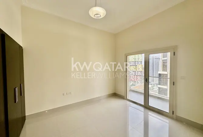 63641225 - Property Image 2