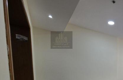 Apartment - 2 Bedrooms - 2 Bathrooms for rent in Anas Street - Fereej Bin Mahmoud North - Fereej Bin Mahmoud - Doha