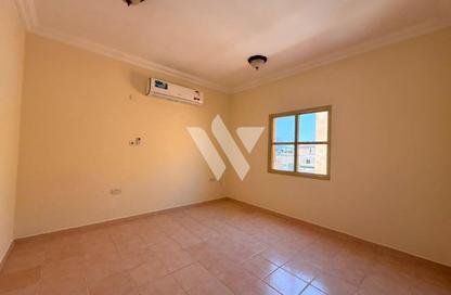 Villa - 4 Bedrooms - 5 Bathrooms for rent in Ain Khaled Villas - Ain Khaled - Doha