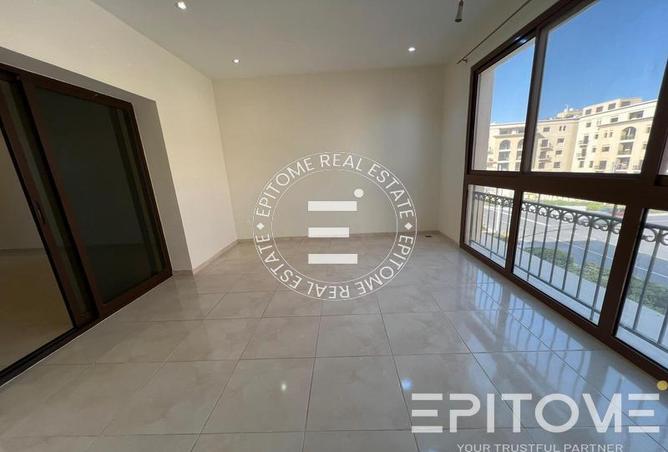 52911980 - Property Image 3