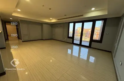 Apartment - 2 Bedrooms - 3 Bathrooms for rent in East Porto Drive - Porto Arabia - The Pearl Island - Doha