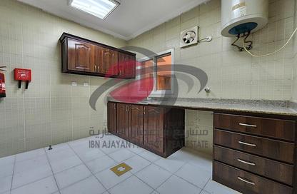 Apartment - 2 Bedrooms - 2 Bathrooms for rent in Al Jazeera Street - Fereej Bin Mahmoud North - Fereej Bin Mahmoud - Doha