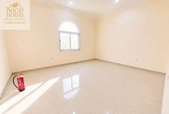 60389657 - Property Image 3